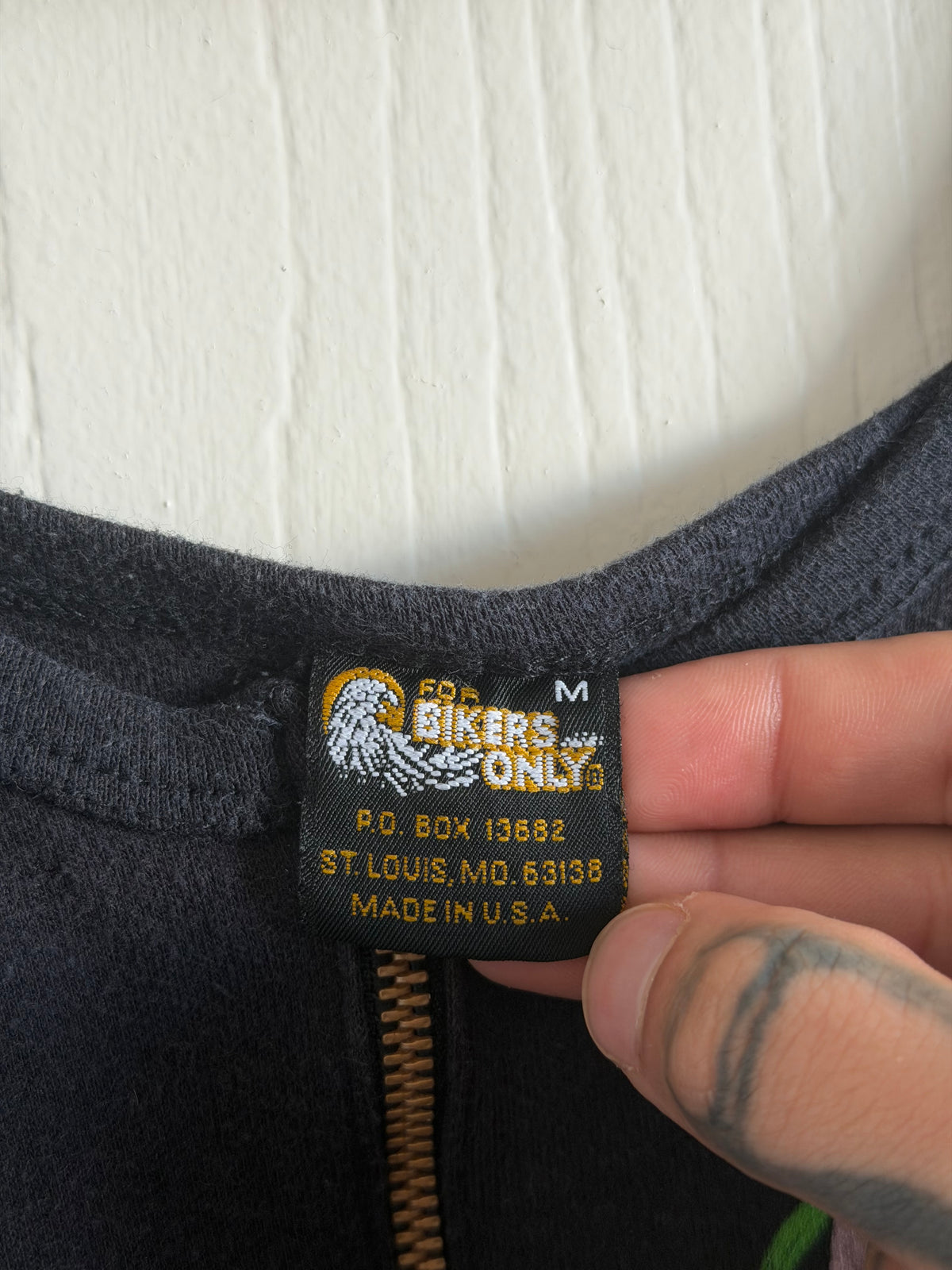 1989 Harley Davidson front zip crop tank